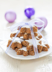 Zimtsterne gestapelt