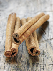 Bâtons de cannelle