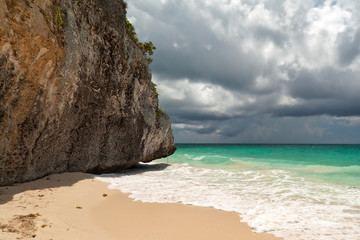 Fototapeta premium Idyllic Caribbean beach of Tulum, Mexico