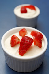 White mousse au chocolat with strawberries