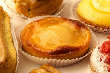 assortiment gâteaux  tartelettes