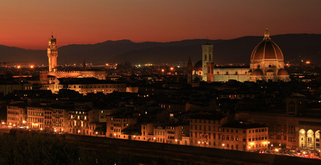Fototapeta na wymiar Florenz bei Sonnenuntergang