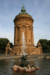Fototapeta na wymiar Mannheim Water Tower