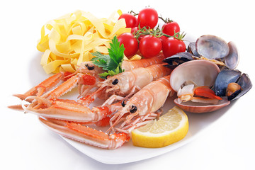 Ingredienti per la preparazione della Pasta agli Scampi