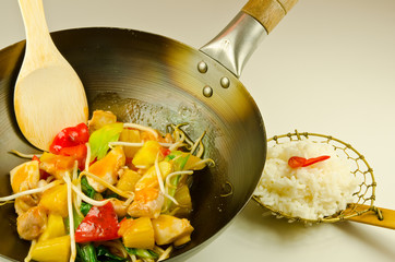 sweet and sour chicken stir fry