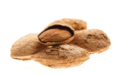 Sweet almonds with kernel