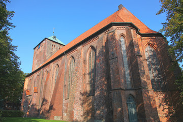 Fototapeta na wymiar Kirche St. Wilhadi