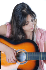 Gitar çalan genç kız 2