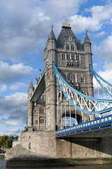 Fototapeta na wymiar tower bridge