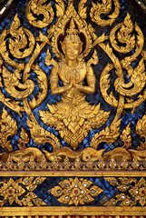 Fototapeta na wymiar buddhist temple in grand palace bangkok thailand asia detail