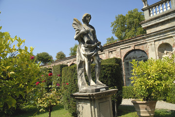 Fototapeta premium Lovely Garden in Lucca Tuscany Italy