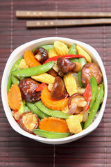 Stir fried vegetable with mushroom