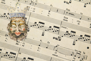 Fototapeta premium Spartito musicale con maschera di re matto