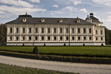 Kravaře chateau