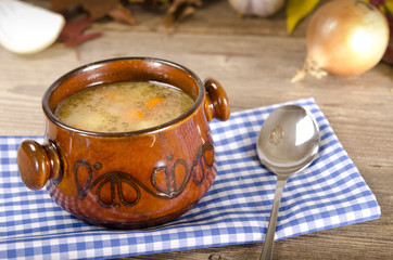 Erbsensuppe (Polnische Grochowka)