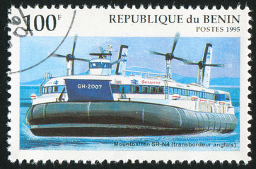 Hovercraft © rook76