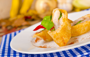 Pfannkuchen mit Hühnerbrust