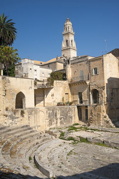 Lecce (Apulia): Roman theatre, ruins
