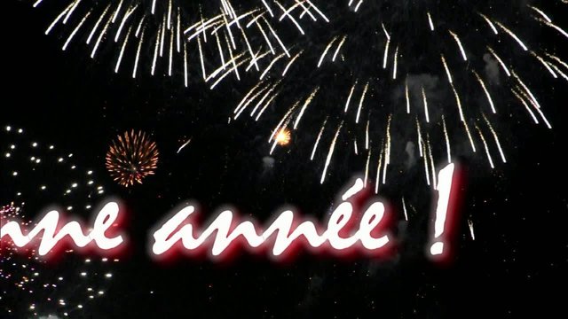 Feu d'artifice bonne ann&eacute;e d&eacute;roulant - Vid&eacute;o HD