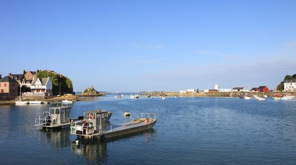 Fototapeta na wymiar Loguivy de la mer, mały Breton portu