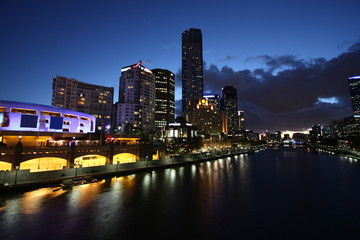 Fototapeta premium Melbourne city by night - Australia
