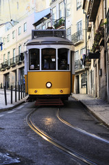 Naklejka na ściany i meble Tramwaj Lizbona