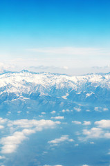 Obraz na płótnie Canvas High mountains under snow in the winter