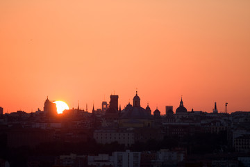 Naklejka premium Amanecer en Madrid