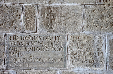 Medieval writing in Monasterio de San Juan de la Pena