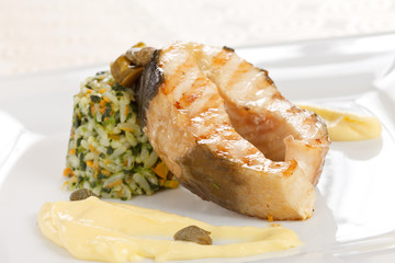 fish steak with rice