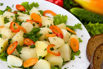 Boiled potatoes with vegetables