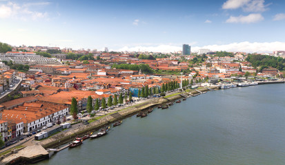 Fototapeta na wymiar Port pamięci w Porto, Portugalia