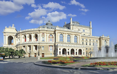 Fototapeta na wymiar Opera Odessa
