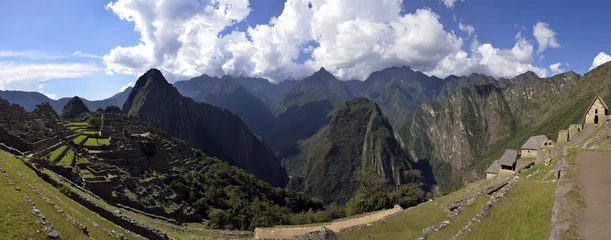 Fototapeten Stitched Panorama of Ruins of Machu Picchu © tr3gi
