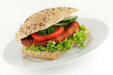 Brötchen mit Cornflakes Schnitzel