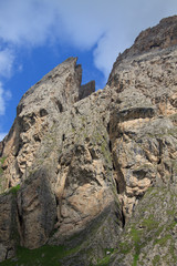 Fototapeta na wymiar parete di roccia in Vallunga (Val Gardena)