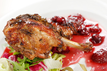 duck wings with cranberry sauce