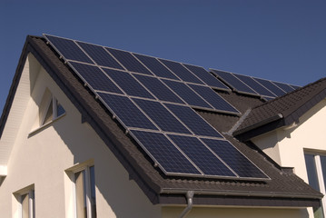 Haus mit Solarzellen