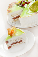 cake with pistachio