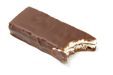 Chocolate bar with skimmings filling bit