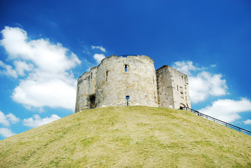 Fototapeta na wymiar York Cliffords Tower