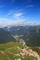 Fototapeta na wymiar Fassa Valley, Italian Dolomites
