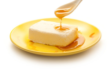 Cottage cheese with honey