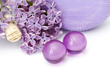 lilac spa products and lilac flowers