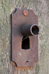 Altes rostiges Türschloß