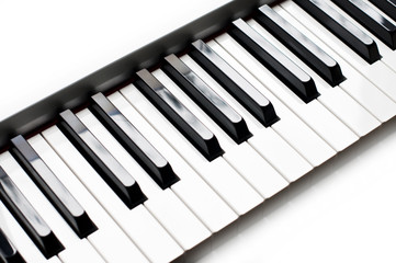 Clavier de piano, fond blanc
