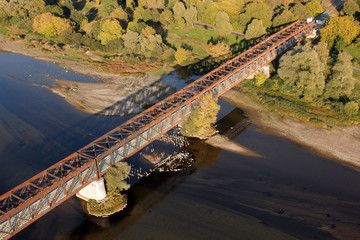 Pont de chemin de fer sur la Loire