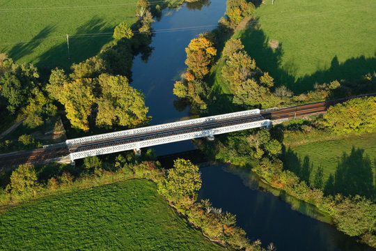 Photo a&eacute;rienne pont chemin de fer Decize
