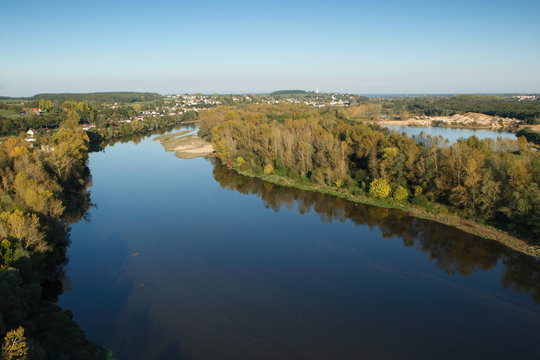 Photo a&eacute;rienne de la Loire, Decize 58
