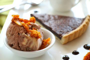 Ice Cream With Honeycomb
